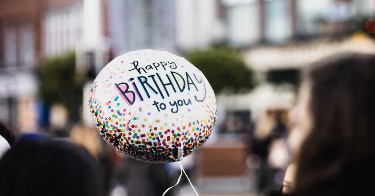 10 Romantic Birthday Gift Ideas to Leave Them Speechless