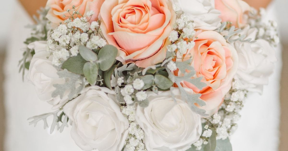 Wedding anniversary poem to celebrate your love - image.