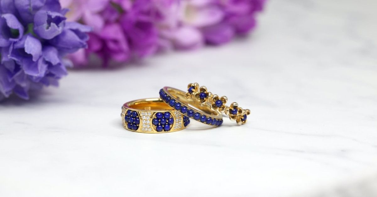 Find the perfect anniversary rings for women - shop now!