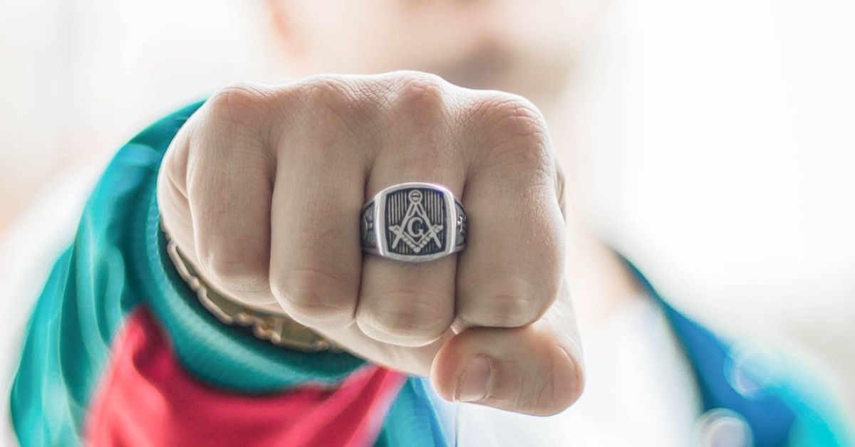 Anniversary ring symbolism - Exploring the true essence visually.